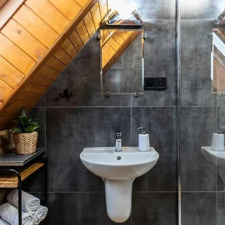 Tatrzanskie Widoki Apartment *